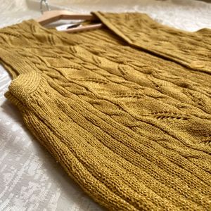 🎄EOS SALE🎄 Vintage Mustard Knit Vest