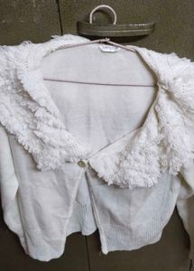 Ruffled Collar Cardigan