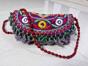 Sling Bag (Gujrati Style)