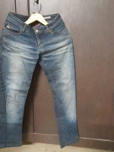 Guess Jeans - Size 28