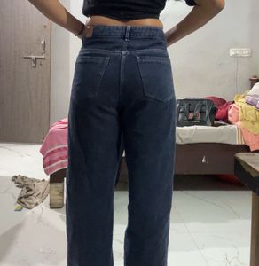 Dark Blue baggy Jeans