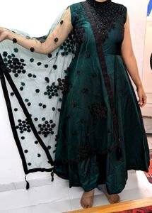 Elegant Green Ethnic Gown