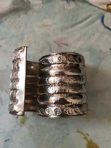 Two Kada's