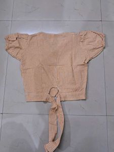 Cute Gingham Tie-Front Top