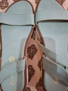 Sandal