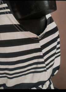 short printed striped dress