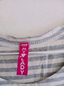 White And Gray line Tshirt