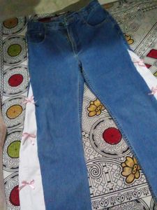 Cute Jeans with Ribbon Detail