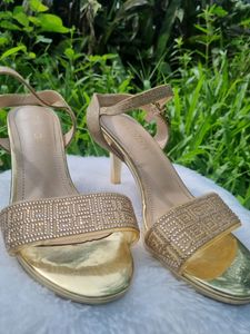 Elegant Gold Heels (Offer For 2days)