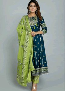 Elegant Green Printed Kurta and Duppatta