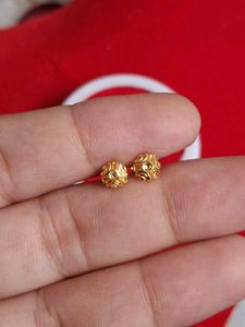 Beautiful 😍 Flower Desine Studs