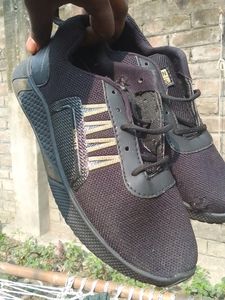 Stylish Black Sports Shoe For Men