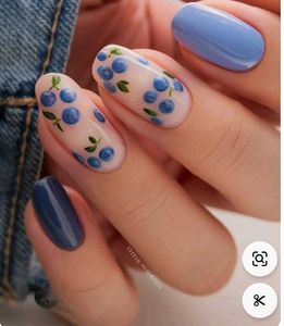 Daisy Dream Nails