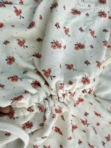 Zara Ribbed Floral Print Top