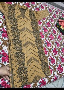 Elegant woolen kurta used multiple timez