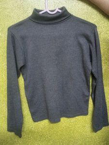 Gray Top Full Sleeves