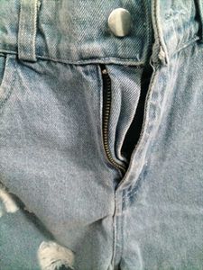 Vintage Ease High-Rise Ripped Denim