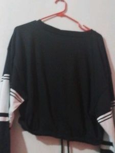 black and white thrift style zudio crop top
