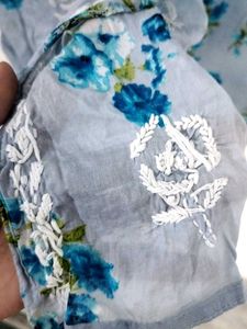 CHIKANKARI EMBROIDERED KURTA