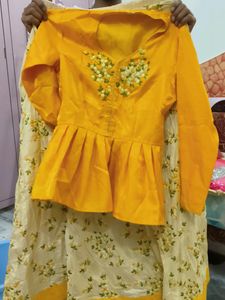 YELLOW COLOUR PAIRRING DRESS FROM GIRLS