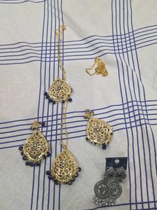 Jewellery Set: Necklace, Earrings, &amp; More