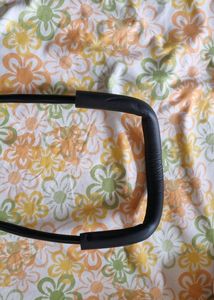 LIKE NEW - Mobile Phone Neck Band