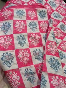 Pink &amp; Gray Checkered saree