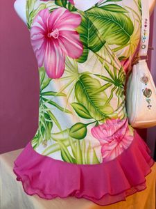 🌺hawaii inspired y2k wrap top with ruffles 🌺
