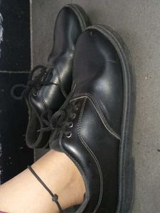 Black Leather Work Shoes