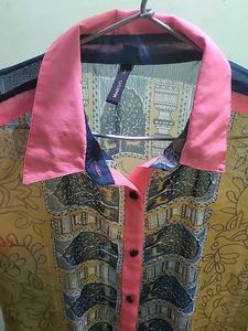 Sleeveless Woman Shirt