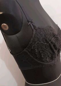 Victoria&#39; Secret Bra (Size: 32DDD)