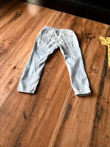 H&amp;M kids Ripped Denim Jeans(torn)