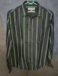 Men&#39;s Striped Long Sleeve Button-Down Shirt