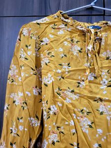 Floral Ruffle Neck Blouse