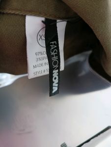 Fashion Nova Trendy Cropped Jacket