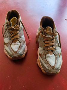 Balance Sneakers