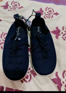 Shoe