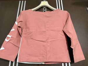 Color Blocked 3/4 Sleeve Top