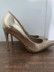 Catwalk Gold Stilletos