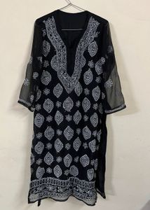 Chikan Kurti