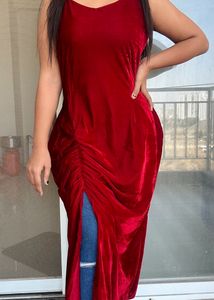 Elegant Bodycon Maroon Dress With Side Slit