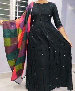 Long Frock Type For Festive And Fomal