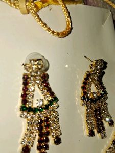 Jewellery Set With Earrings