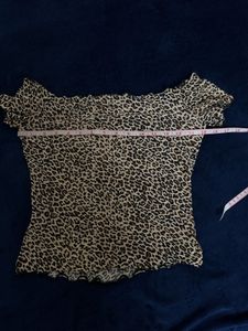 SHEIN Leopard Print Off-Shoulder Top