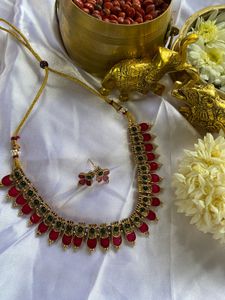 Keerthana Neckset