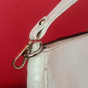 WHITE BAGUETTE BAG
