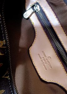Authentic Louis Vuitton Monogram VTG