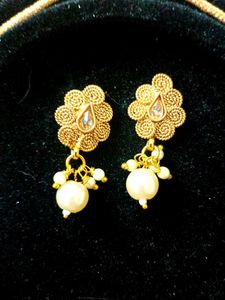 Elegant Gold-Plated Necklace Set