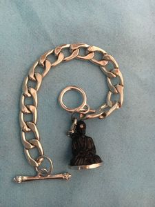 Elegant bracelet with buddha charm