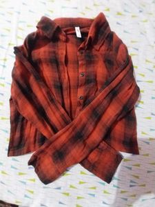 Red Plaid Crop shirt